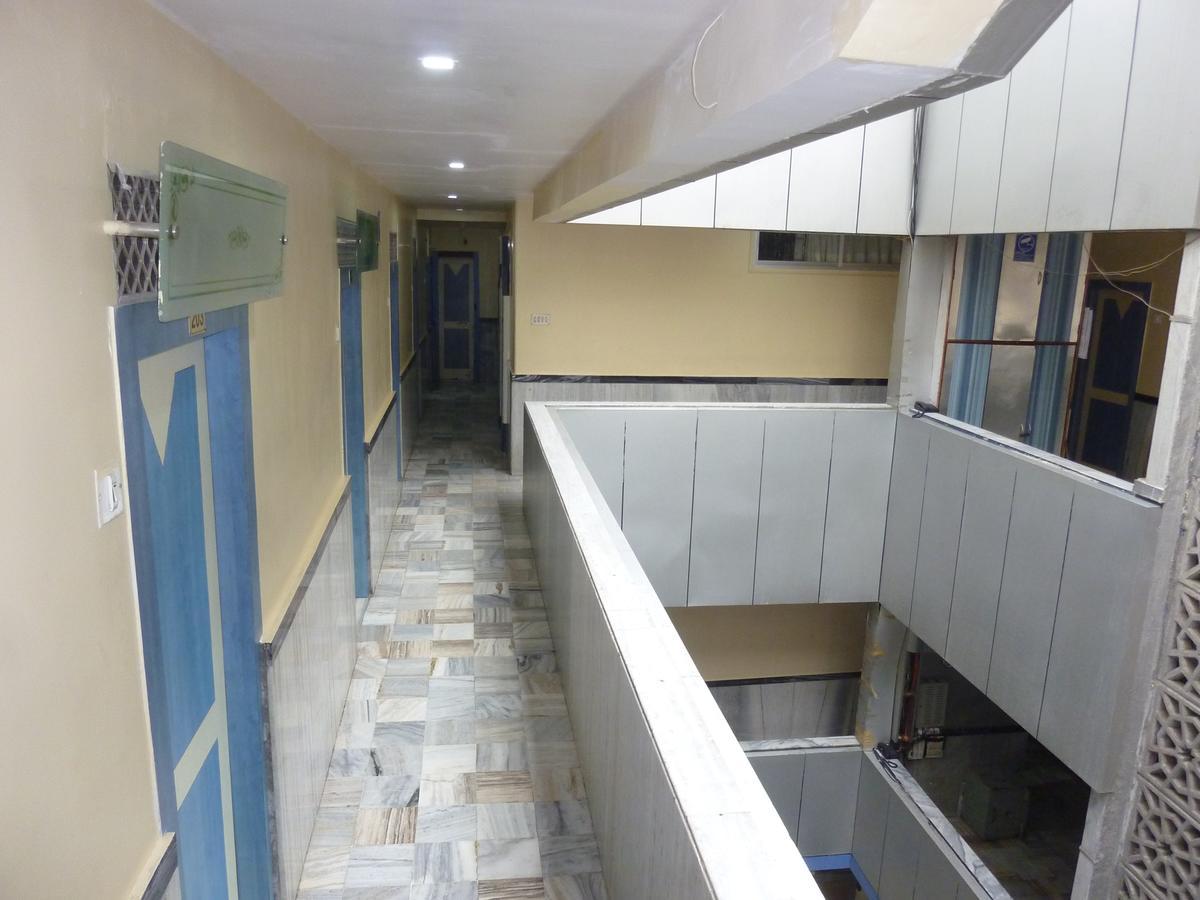 Hotel Stars Mumbai Ngoại thất bức ảnh