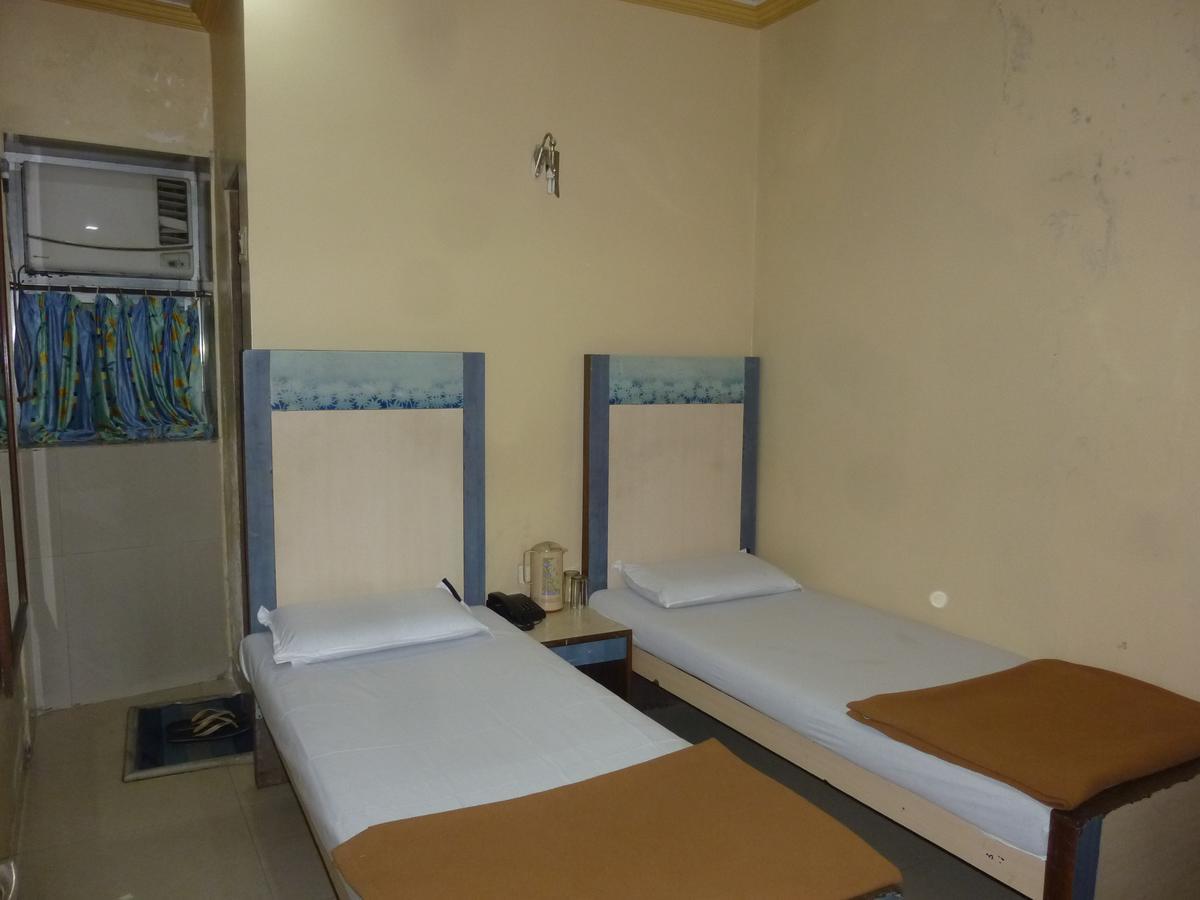Hotel Stars Mumbai Phòng bức ảnh